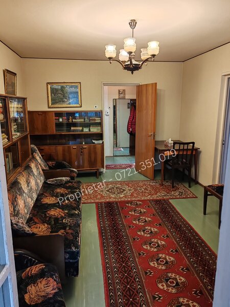 Titan, Camil Ressu, 200 m metrou Nicolae Grigorescu.