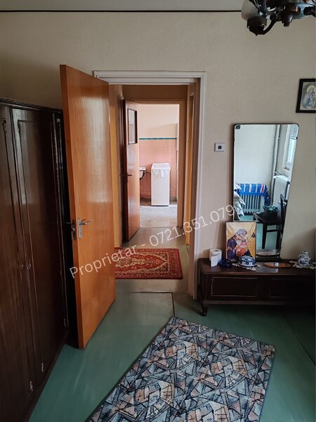 Titan, Camil Ressu, 200 m metrou Nicolae Grigorescu.